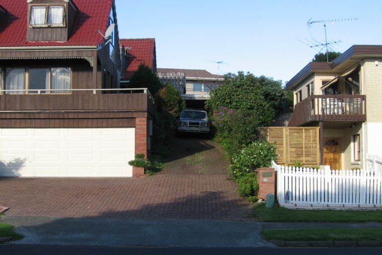 Photo of property in 2/72 Takutai Avenue, Half Moon Bay, Auckland, 2012