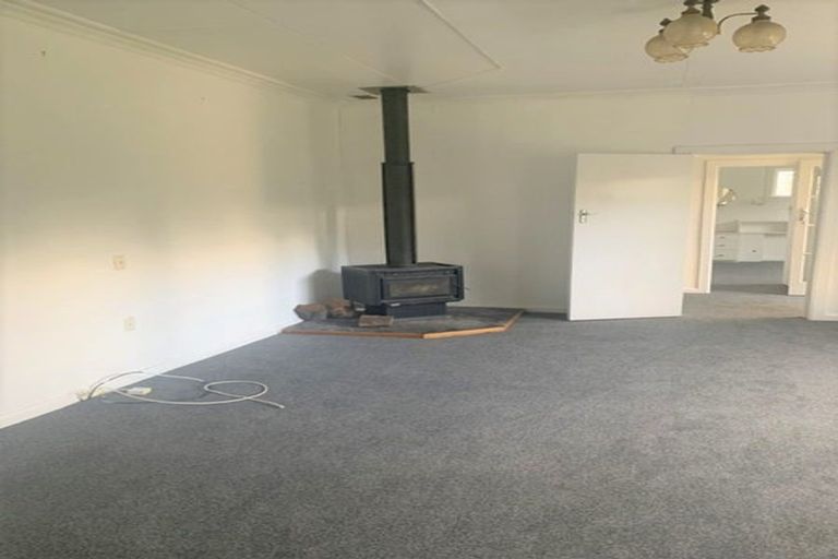 Photo of property in 2/4 Rodney Street, Waiwhetu, Lower Hutt, 5010