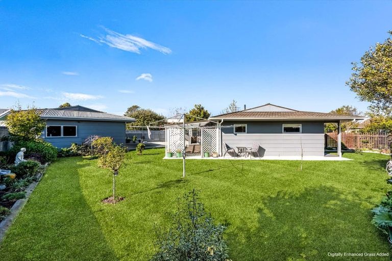Photo of property in 22 Glamorgan Avenue, Tamatea, Napier, 4112