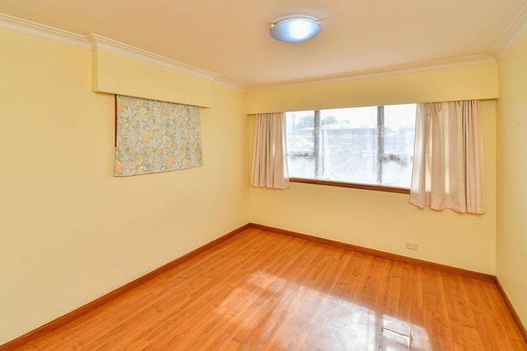 Photo of property in 14 Grove Road, Papakura, 2110