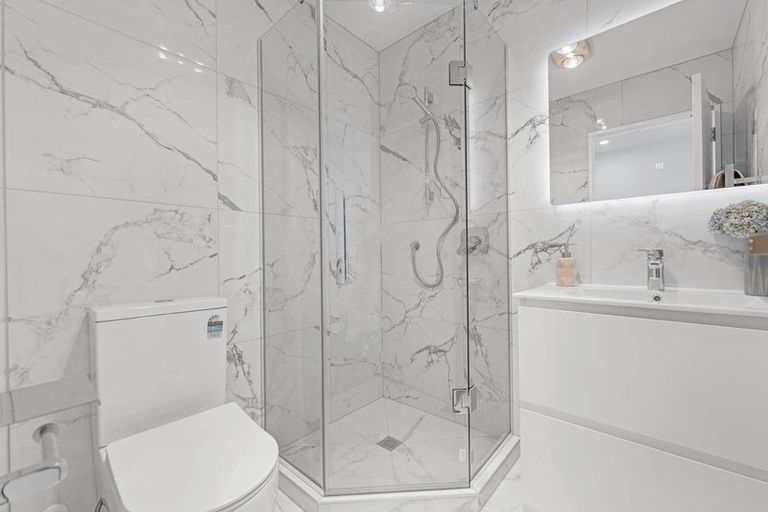 Photo of property in 6/17 Barneys Farm Road, Clendon Park, Auckland, 2103