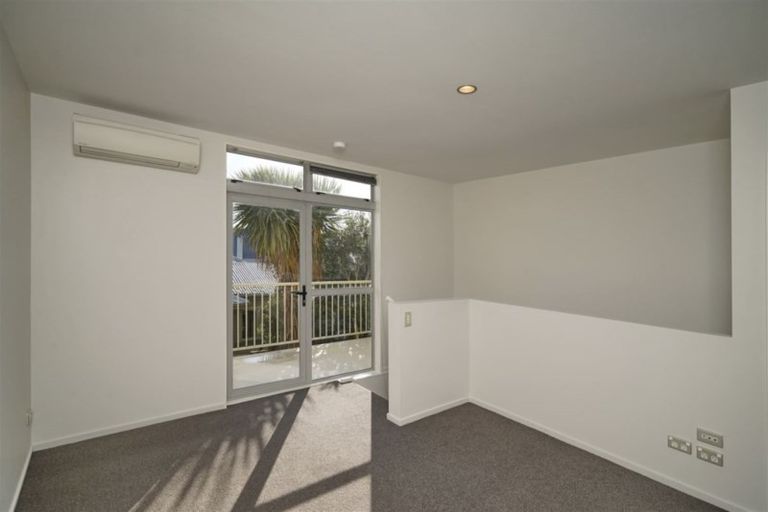 Photo of property in 2/54 Champion Street, Edgeware, Christchurch, 8013