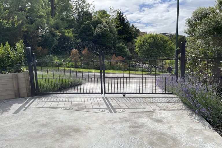 Photo of property in 14 Lakeview Terrace, Taradale, Napier, 4112