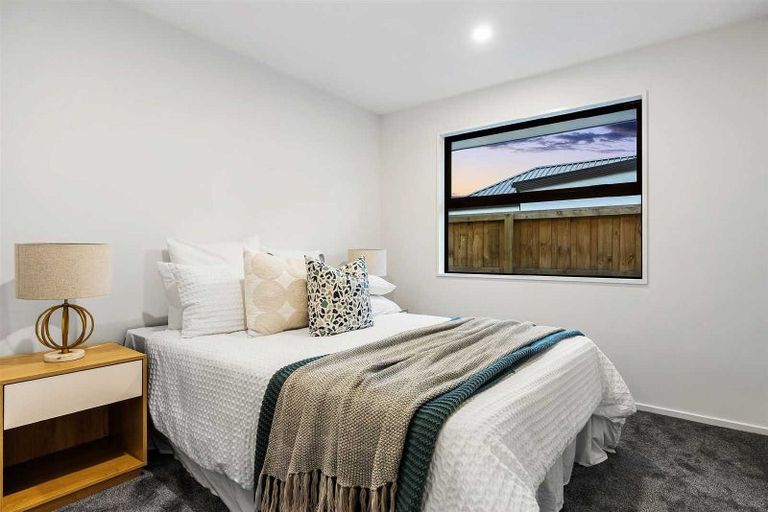 Photo of property in 21 Oakmill Drive, Casebrook, Christchurch, 8051