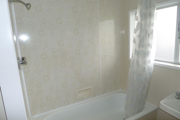 Photo of property in 7b Goldsmith Street, Elgin, Gisborne, 4010