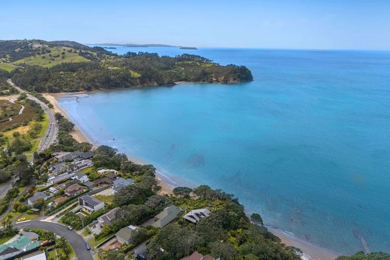 Photo of property in 31a Ocean View Road, Hatfields Beach, Orewa, 0931
