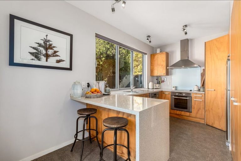 Photo of property in 14 Jessie Street, Petone, Lower Hutt, 5012
