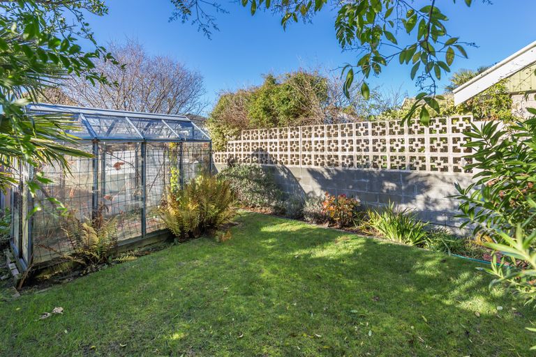 Photo of property in 9 Kinver Place, Spreydon, Christchurch, 8024