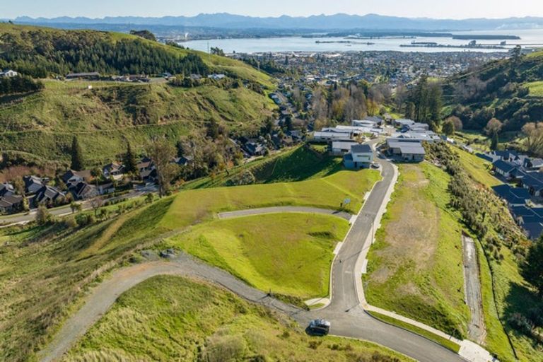 Photo of property in 5 Hill Tops Way, Stoke, 7011