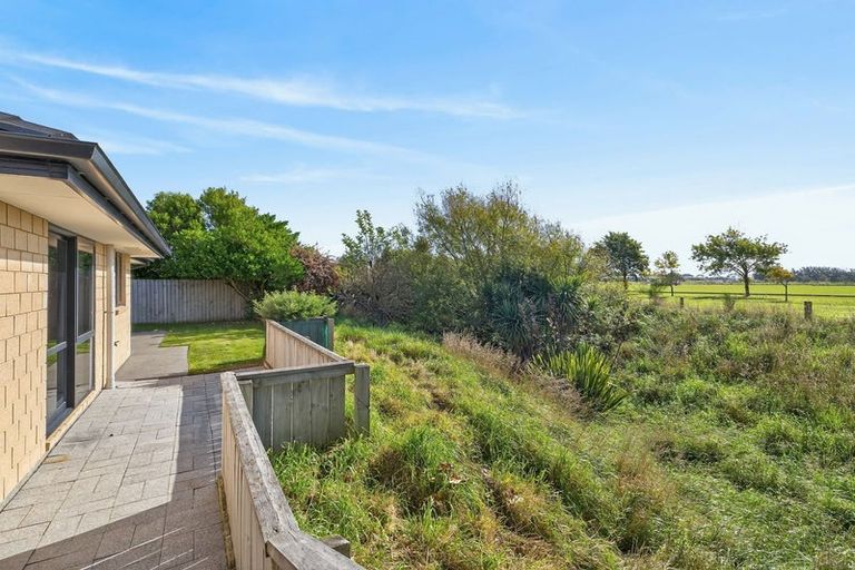 Photo of property in 11 Constance Place, Aidanfield, Christchurch, 8025
