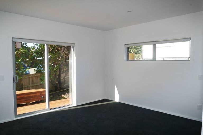 Photo of property in 5a Wairere Grove, Paraparaumu, 5032