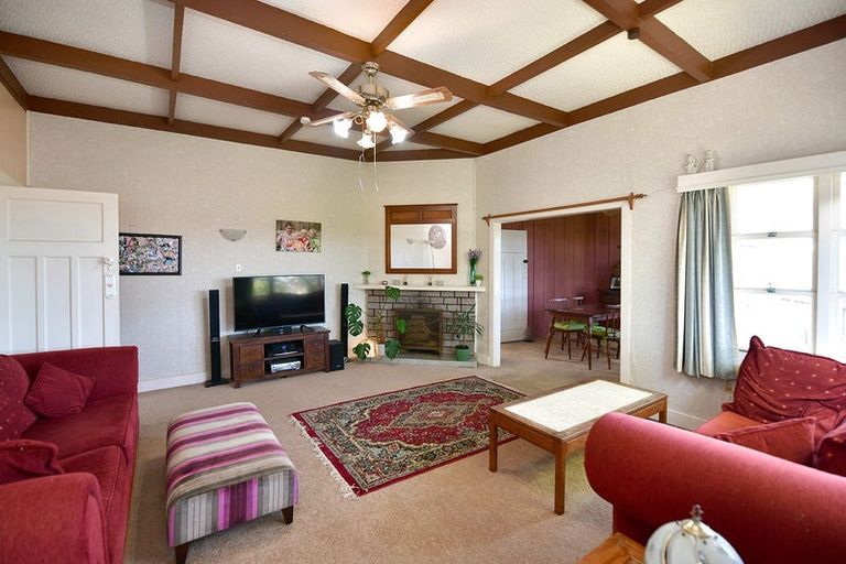 Photo of property in 13 Porter Crescent, Helensville, 0800