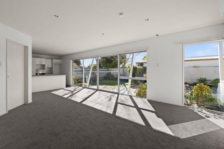 Photo of property in 135a Gloucester Street, Taradale, Napier, 4112