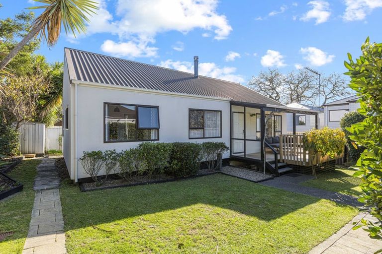 Photo of property in 2/78 Salisbury Road, Birkdale, Auckland, 0626