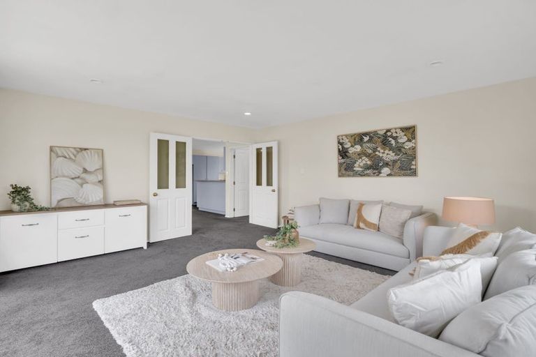 Photo of property in 3 Rosefield Lane, Northcote, Christchurch, 8052