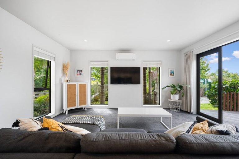 Photo of property in 64 Jack Boyd Drive, Mangawhai Heads, Mangawhai, 0573