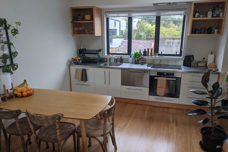 Photo of property in 3 Armour Avenue, Mount Victoria, Wellington, 6011