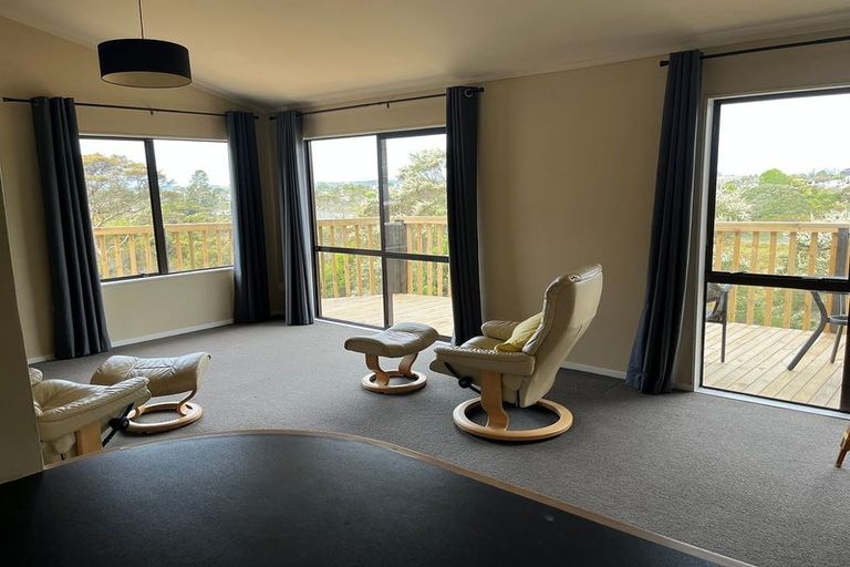 Photo of property in 141 Colwill Road, Massey, Auckland, 0614