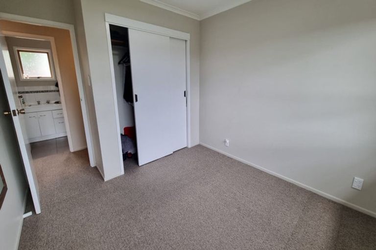 Photo of property in 1 Bishopgate Street, Birkdale, Auckland, 0626