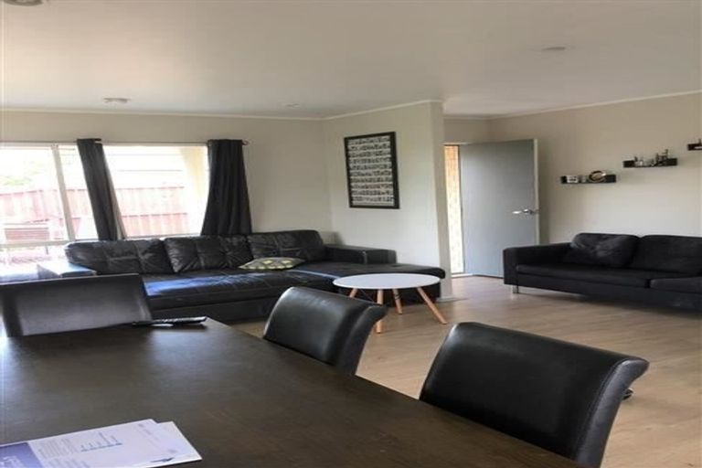 Photo of property in 12 Legacy Drive, Henderson, Auckland, 0612