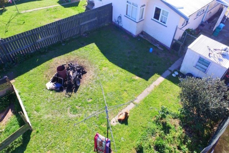 Photo of property in 18 Forth Street, Levin, 5510