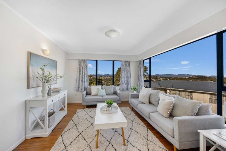 Photo of property in 4 Glenamoy Crescent, Johnsonville, Wellington, 6037