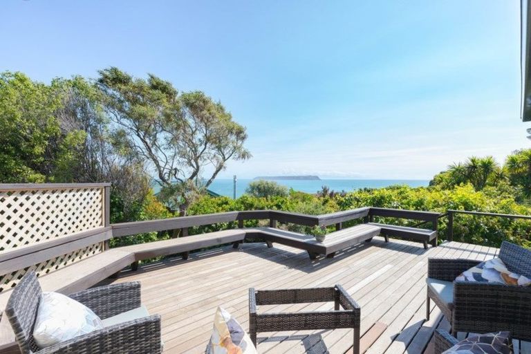 Photo of property in 124 Motuhara Road, Plimmerton, Porirua, 5026
