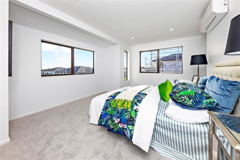 Photo of property in 33 Sapwood Crescent, Takanini, 2110