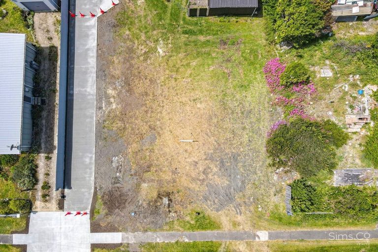 Photo of property in 44 Seafront Road, Castlecliff, Wanganui, 4501