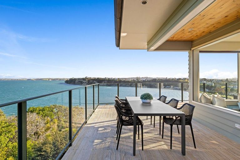 Photo of property in 52 Beauvoir Avenue, Matakatia, Whangaparaoa, 0930