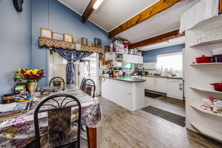 Photo of property in 51 Hokianga Street, Mangere East, Auckland, 2024