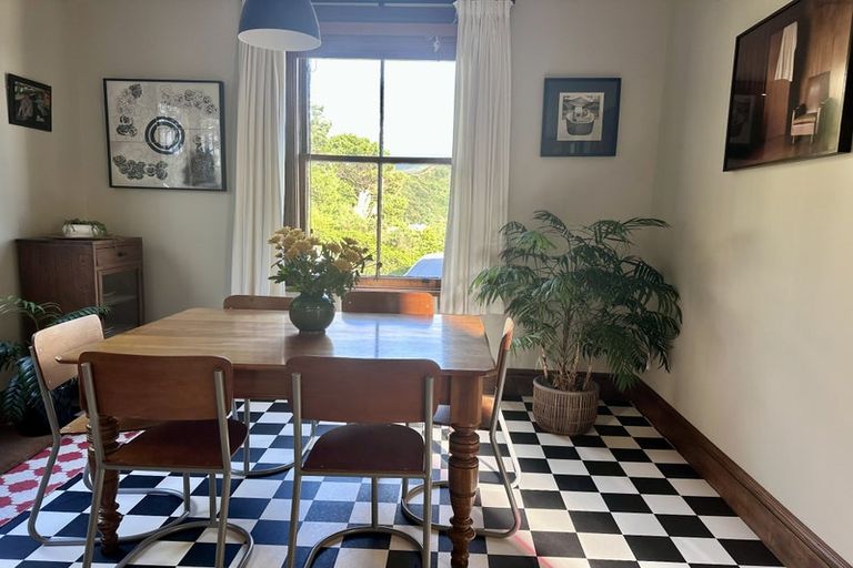 Photo of property in 14 Jackson Street, Island Bay, Wellington, 6023