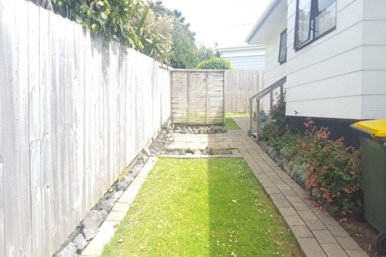 Photo of property in 34c Kewa Road, Albany Heights, Auckland, 0632