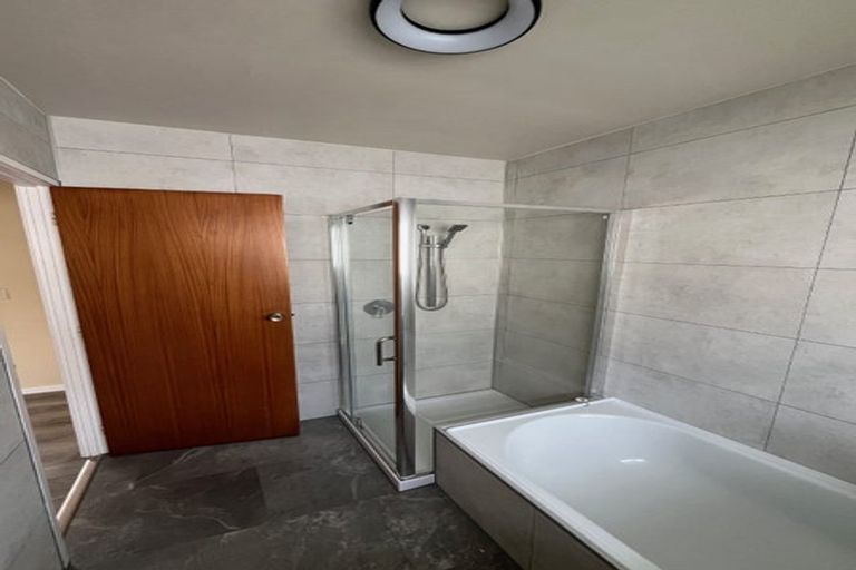 Photo of property in 23 Stapleford Crescent, Browns Bay, Auckland, 0630