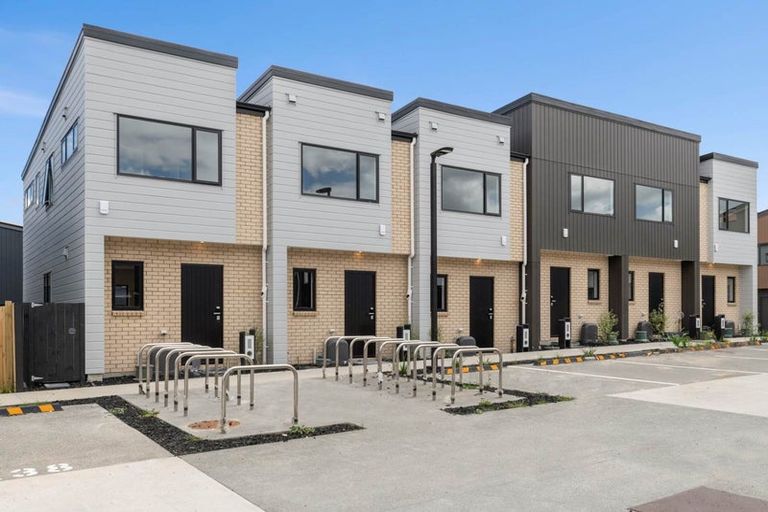 Photo of property in 41 Kiato Lane, Flat Bush, Auckland, 2019