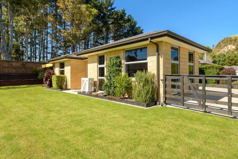 Photo of property in 294 Ballintoy Park Drive, Welcome Bay, Tauranga, 3175
