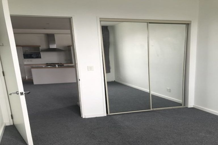 Photo of property in 37u9 Majoribanks Street, Mount Victoria, Wellington, 6011