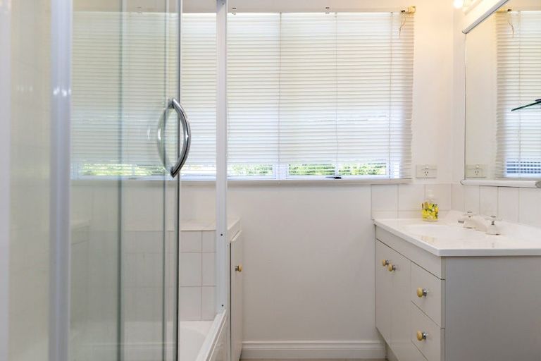 Photo of property in 2/18 Pipi Street, Two Mile Bay, Taupo, 3330