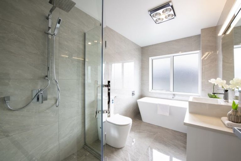 Photo of property in 11 Drover Close, Flat Bush, Auckland, 2019