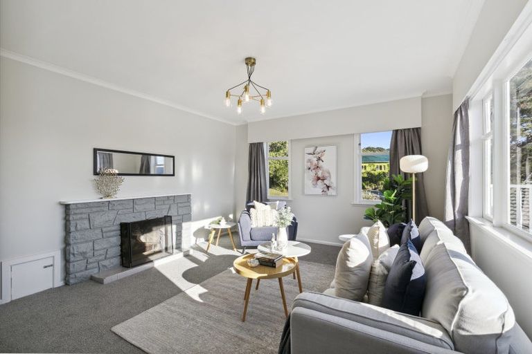 Photo of property in 3 Grenfell Drive, Karori, Wellington, 6012