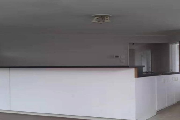 Photo of property in 57 Kayes Road, Pukekohe, 2120