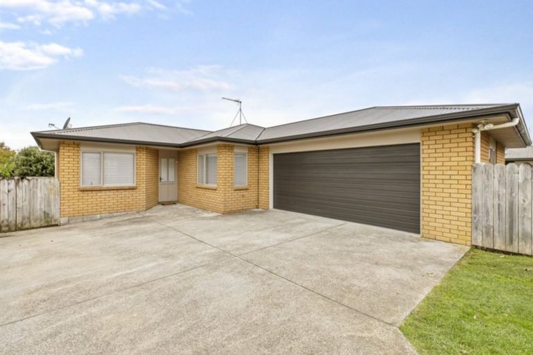 Photo of property in 77b Helvetia Road, Pukekohe, 2120