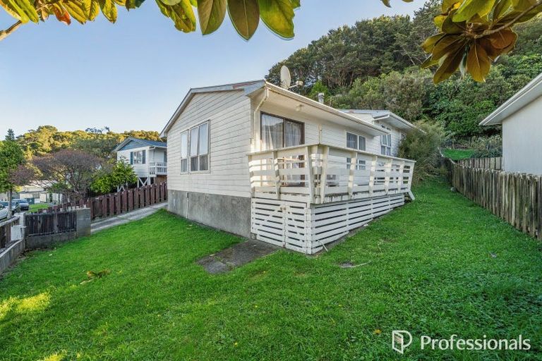 Photo of property in 55 Kairanga Crescent, Wainuiomata, Lower Hutt, 5014