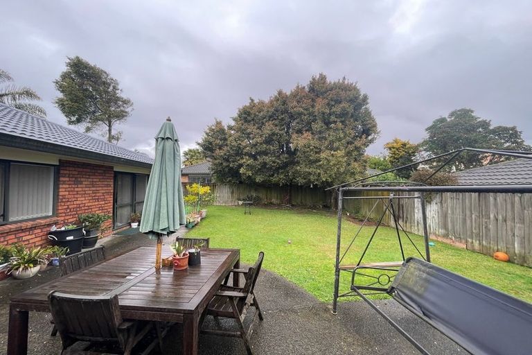 Photo of property in 236 Kilkenny Drive, East Tamaki Heights, Auckland, 2016
