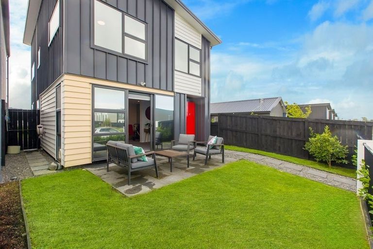 Photo of property in 99 Battalion Drive, Papakura, 2110