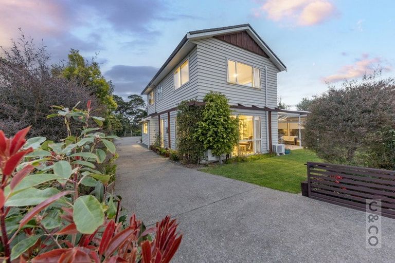 Photo of property in 64 Pohutukawa Parade, Riverhead, 0820