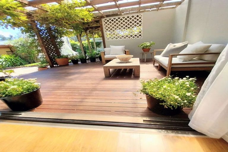 Photo of property in 180 Whirinaki Road, Eskdale, Napier, 4182