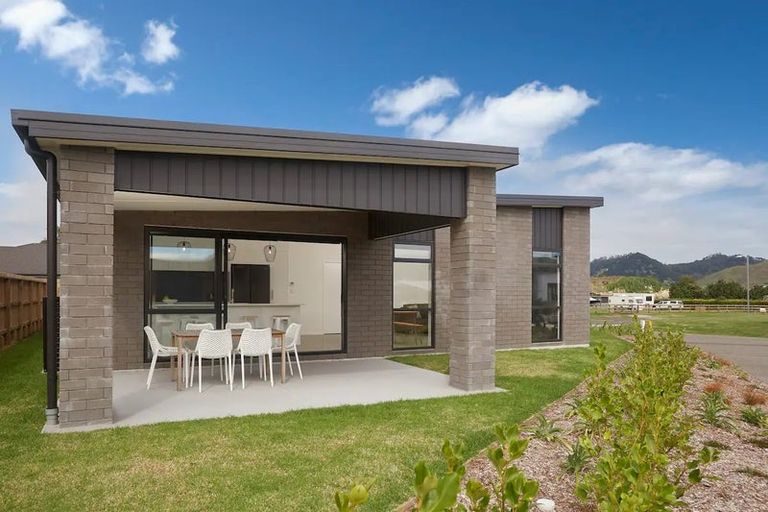 Photo of property in 2 Beau Lane, Waihi Beach, 3611