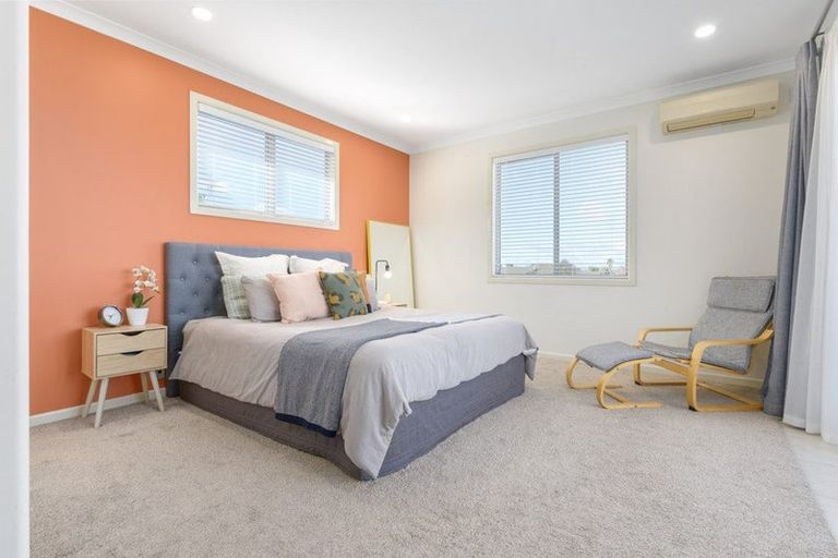 Photo of property in 102 Rototuna Road, Rototuna, Hamilton, 3210