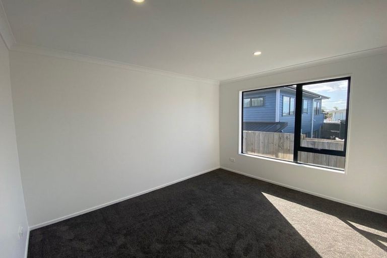 Photo of property in 65a Tiroroa Avenue, Te Atatu South, Auckland, 0610